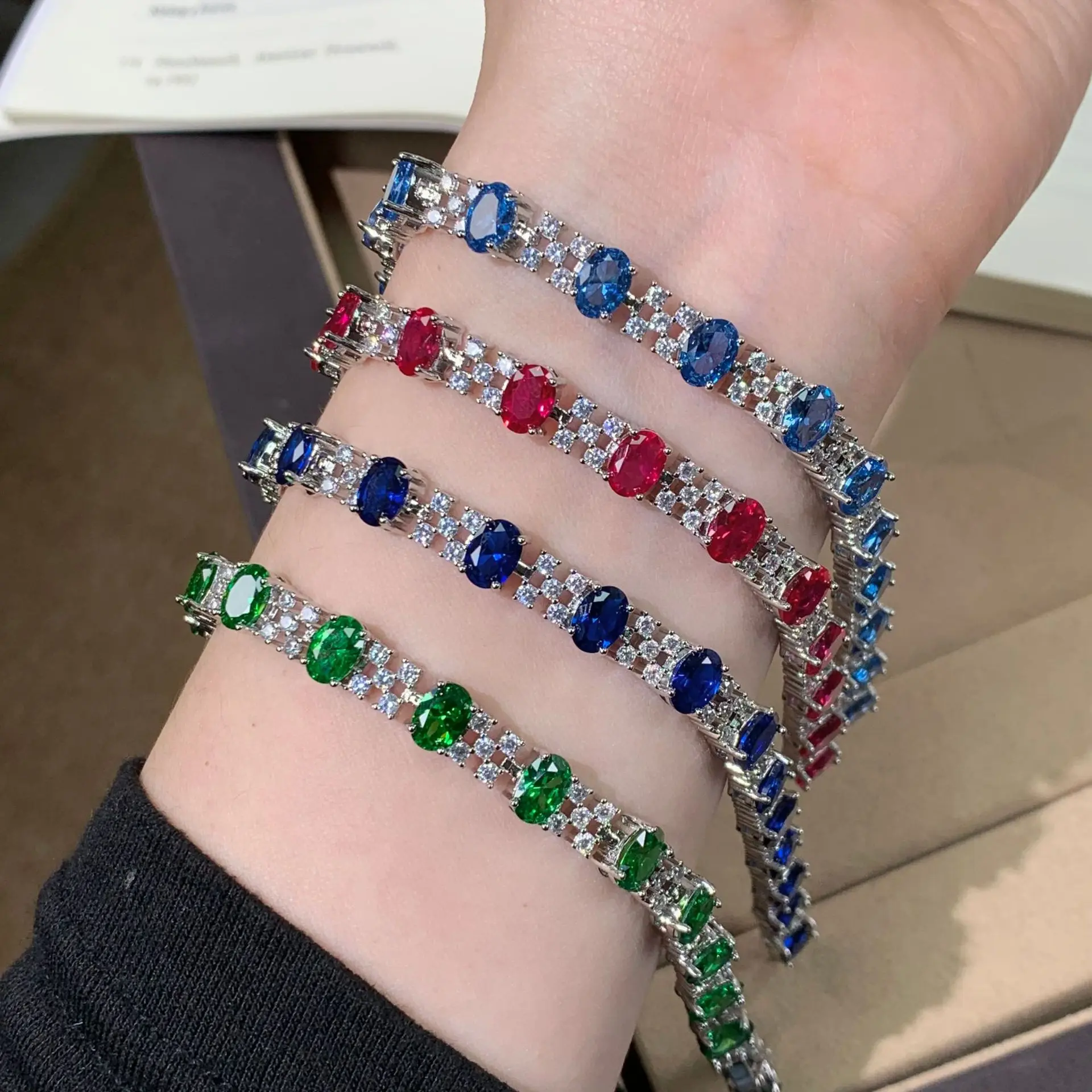 New jewelry hand accessory - Red Ruby and Emerald bracelet, high-end cultured gemstone and full diamond bracelet for women