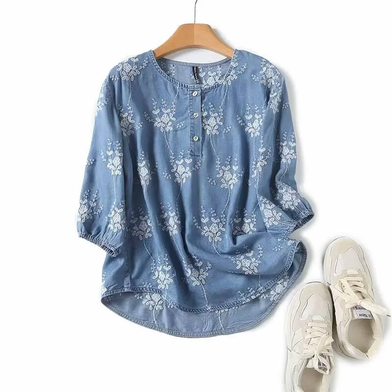 

2026 джинсовая рубашка с этнической вышивкой, блузка, женская летняя винтажная джинсовая рубашка оригинального дизайна с цветочной вышивкой, одежда в стиле бохо