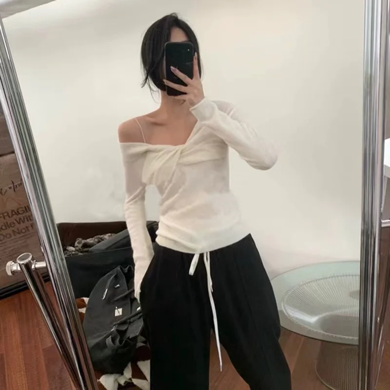 

Pure Desire Warm Cashmere Asymmetric Single Shoulder Strap Twist Pure Color Knitted Sweater Women's Base Shirt Autumn Winter