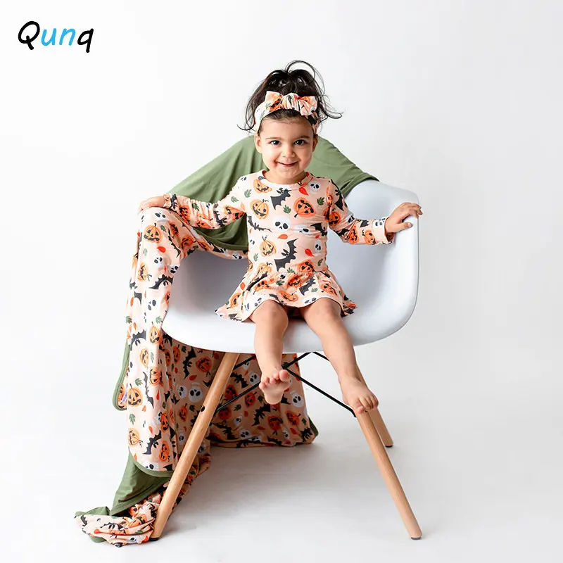 Qunq 2022 Autumn New Girls Hallowmas Long Sleeve O Neck Bat umpkin Print Casual Slim Party Dress Lovely Kids Clothes Age 3T-8T