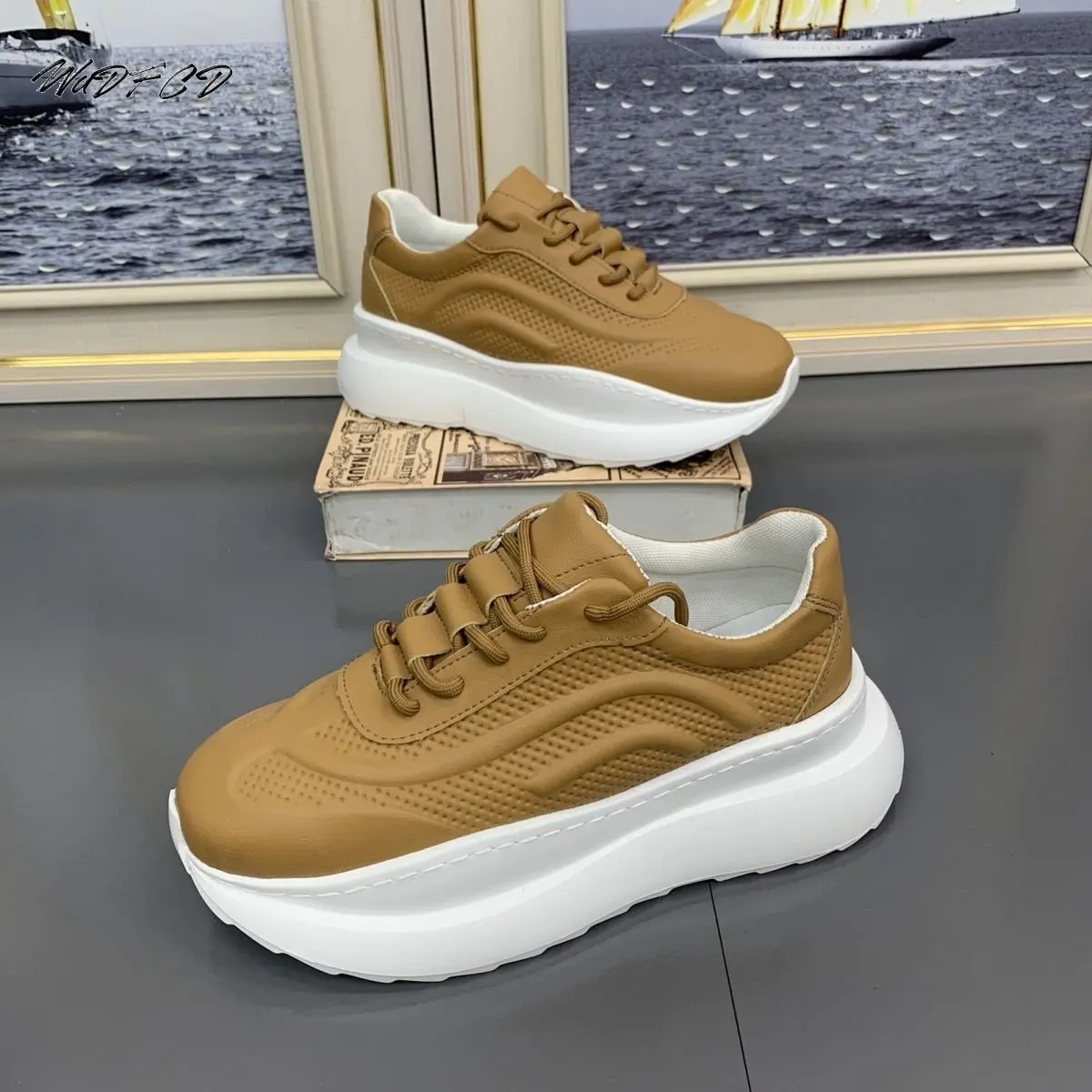 Chunky Sneakers Men Soft Sole Running Shoes Fashion Casual Genuine Leather Cowhide Breathable Height Increased Platform Shoes