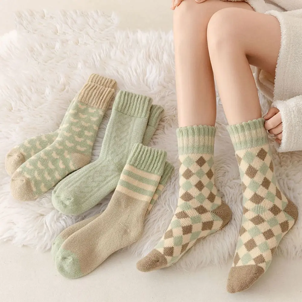 

4Pairs Simple Stripe Grid Thickened Socks Sleeping Winter Floor Socks Mid-tube Hosiery Warm Socks Women For Girls