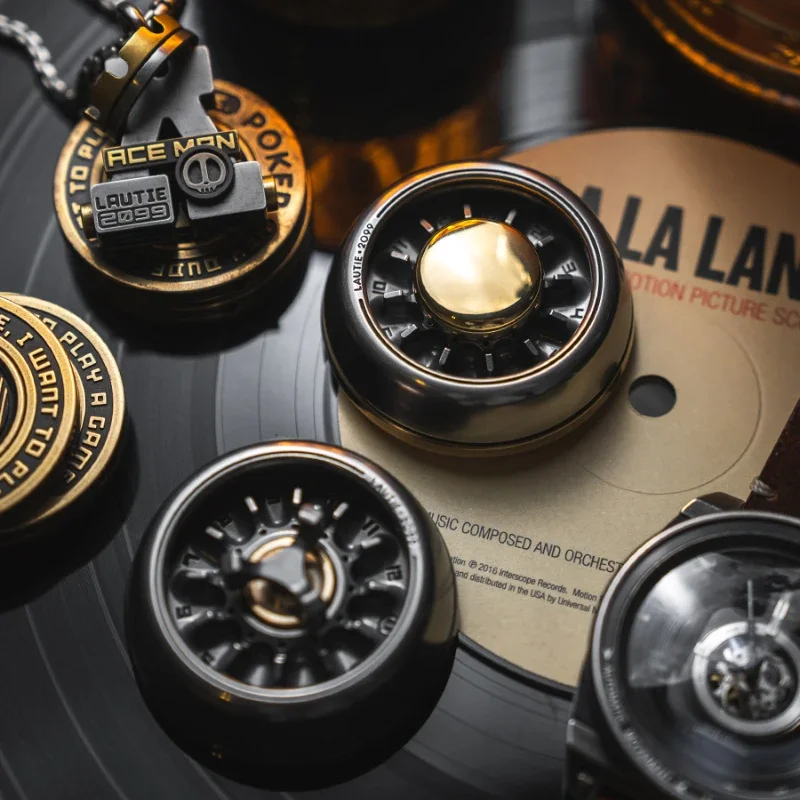 

2025 NewFidget Spinner EDC серия 2099 г., карнавальный маленький рулетка Spinner, офисный артефакт для снятия стресса, развлекательный стол для взрослых T