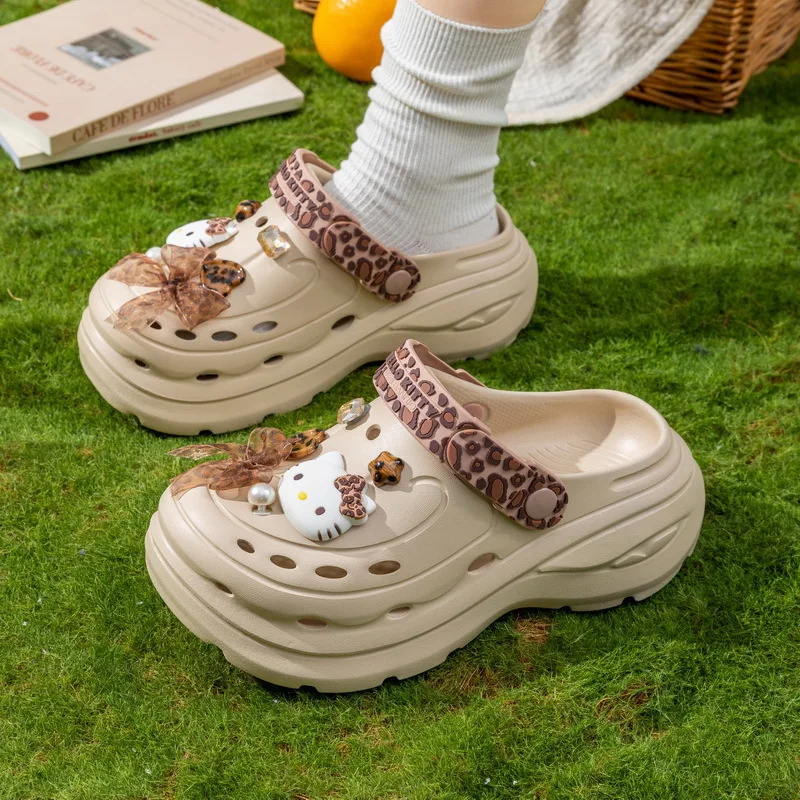 Cute Pearl Bow Hello Kitty Platform Clogs Women Super Thick Sole Eva Lightweight Non Slip Summer Indoor Outdoor Casual Sandals
