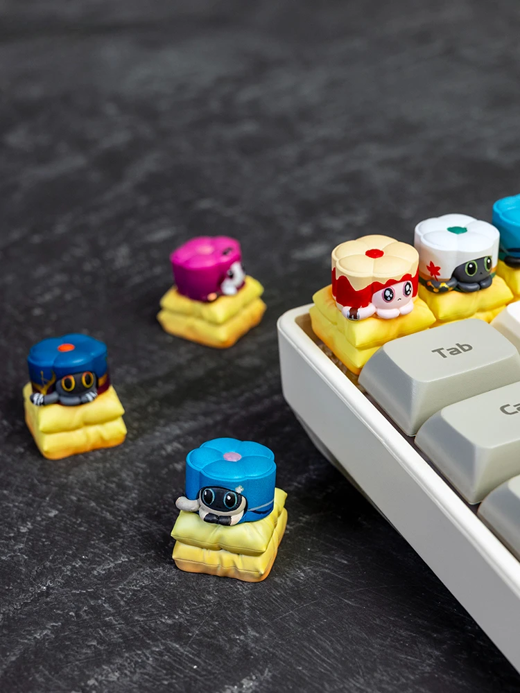 

Honkai:Star Rail Critter Pick Cakes Cats Dessert Cute Gaming DIY Custom Resin Painted Key Cap PBT Keyboard Cap for MX Switch