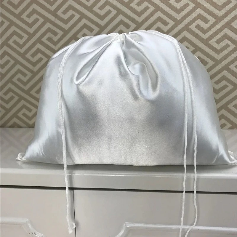 

Silk Jewelry Pouch Hair Bags Shoes Gift Wrappling Packaging Pouch Bright Smooth Satin Dustproof Drawstring Bag Custom Logo Print
