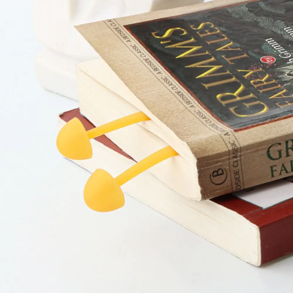 

Back To School Cute Mushroom Bookmark Silicone Kawaii Simple Paper Cilp Creative Marker of Page Exquisite Bookcase Student