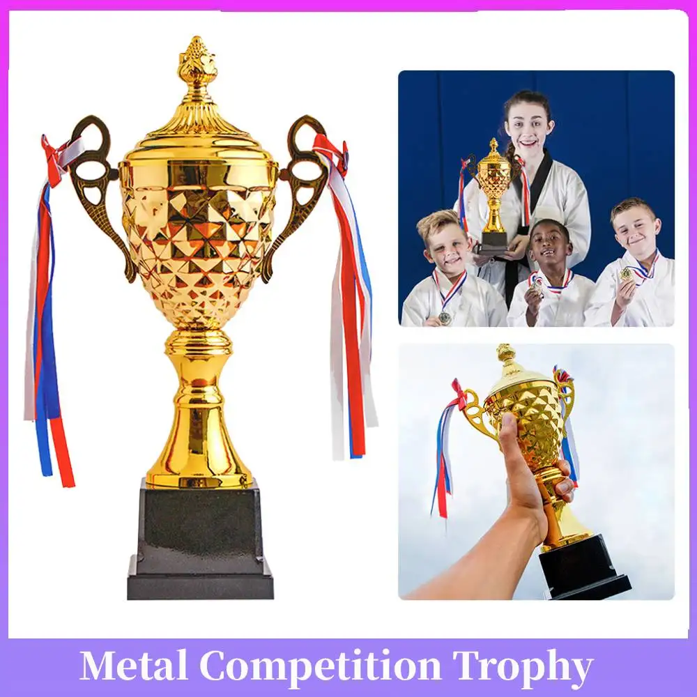 

Золотой кубок-трофей высотой 33 см, футбольный трофей, трофей для соревнований, металлический спортивный трофей, наградной трофей для церемоний и вечеринок
