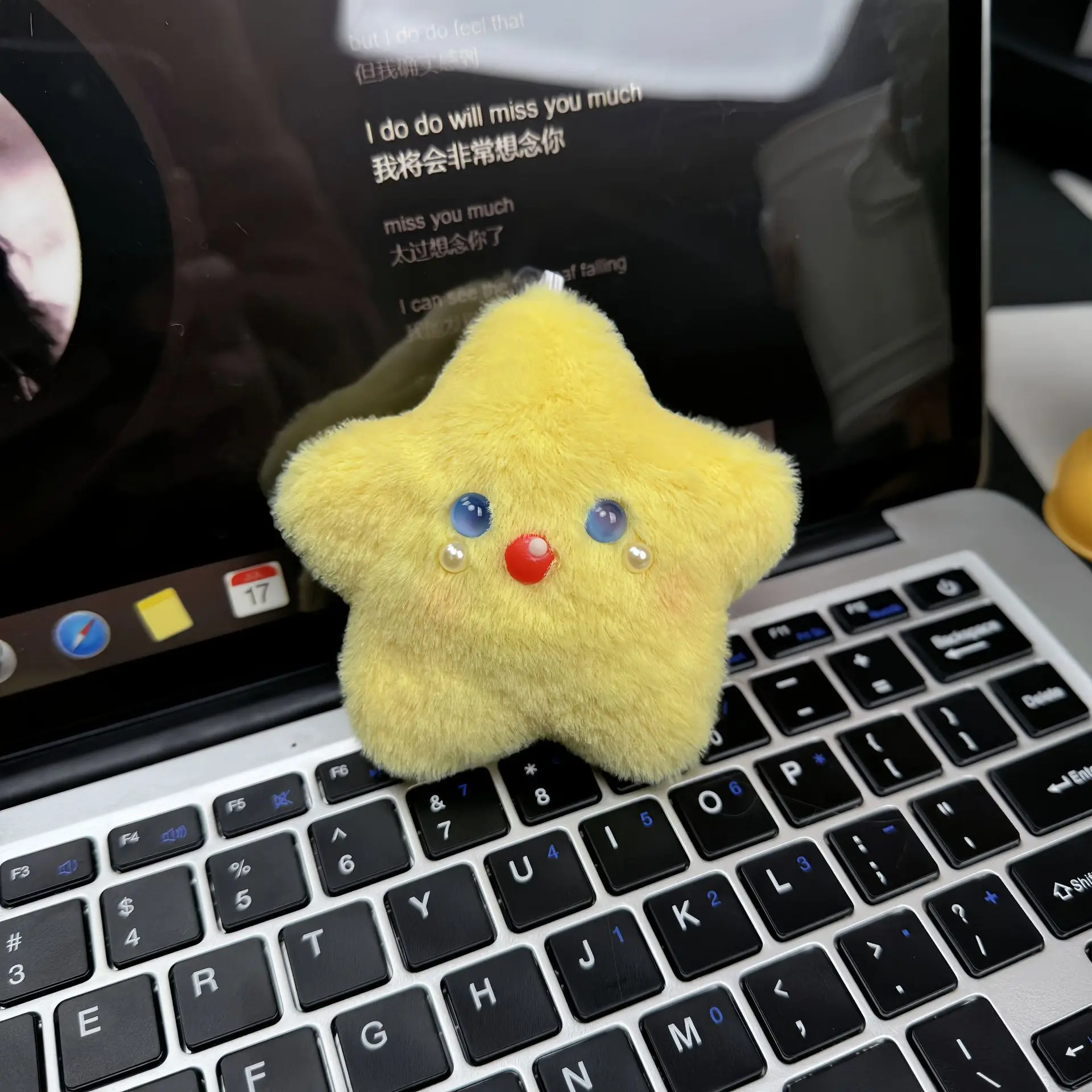 Creative Soft Stuffed Animal Capybara Plush Doll Star Squeak Toy Cartoon Bag Pendant Key Chain Backpack Car Bag Key Ring