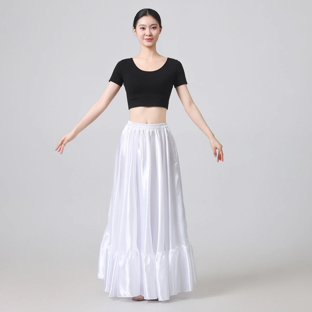 Women's Long Flared Circle Skirt -Satin Flared Full Skirt Boho Vintage A-line Maxi Skirt for Dancing, Party, Daily Wear Skirts