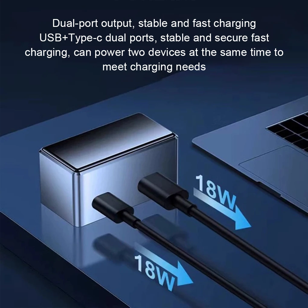 Fast Charging Station For With Dual Port Output Capability USBType-C Dual Charging Port silvery