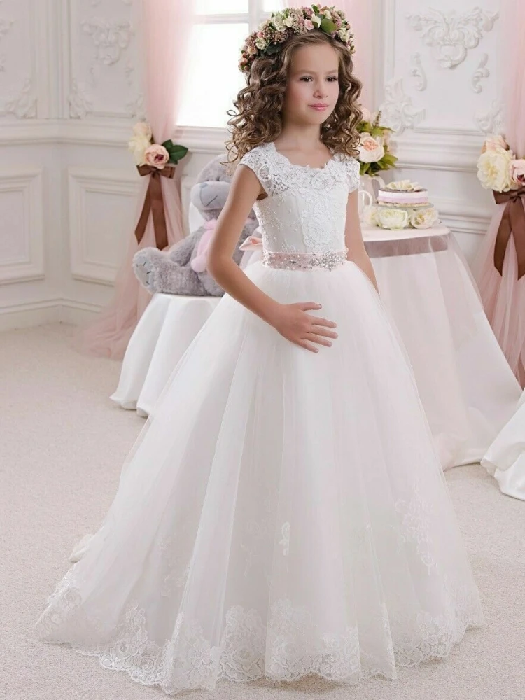 

Flower Girl Dresses White Tulle Puffy Lace Applique With Pink Belt Sleeveless For Wedding Birthday Party First Communion Gowns