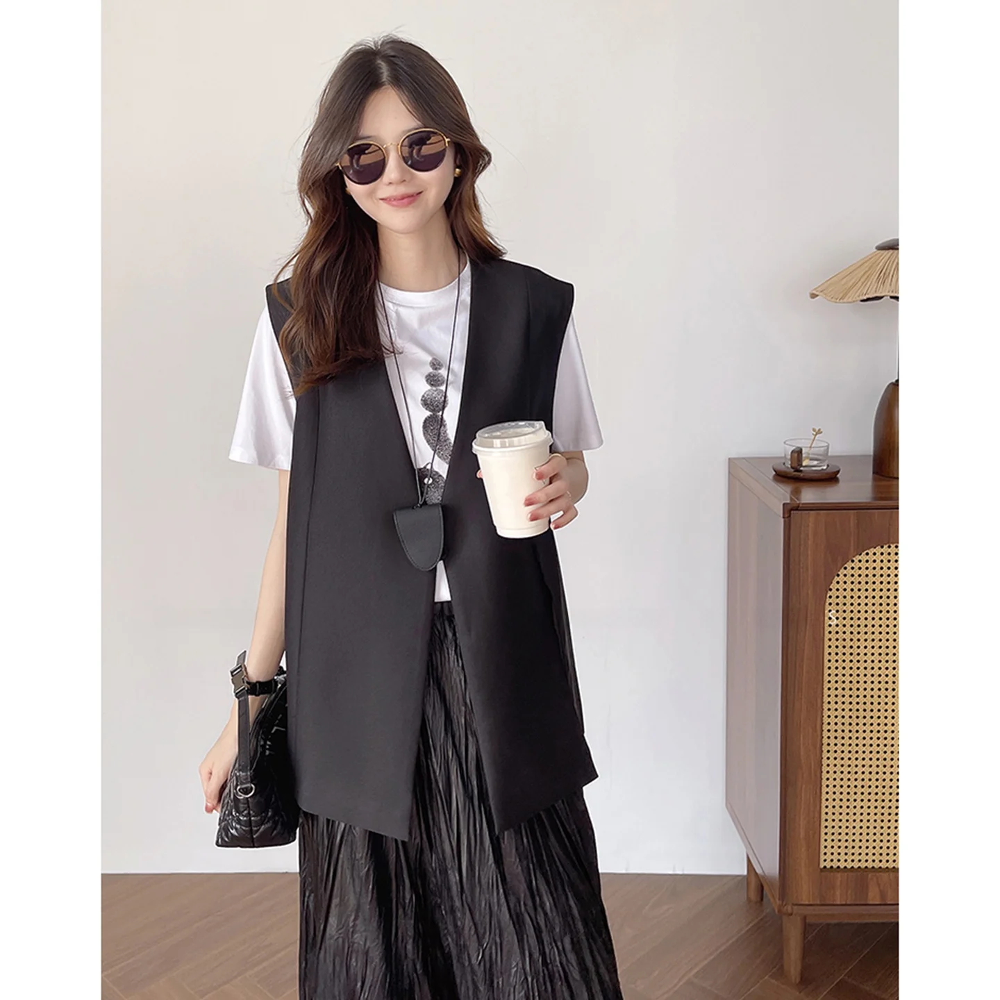 

Женский жилет Frandize Svel с V-образным вырезом, осенняя коллекция 2025, универсальный топ для офиса, смесовая ткань (полиэстер/хлопок), цветной