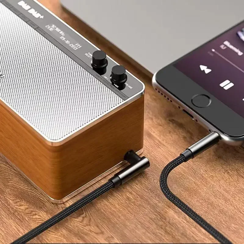 Cavo audio da 0,5/1/1,5/2 m da 3,5 mm Cavo audio AUX da maschio a maschio Cavo audio ad angolo retto da 90 gradi placcato oro per altoparlanti