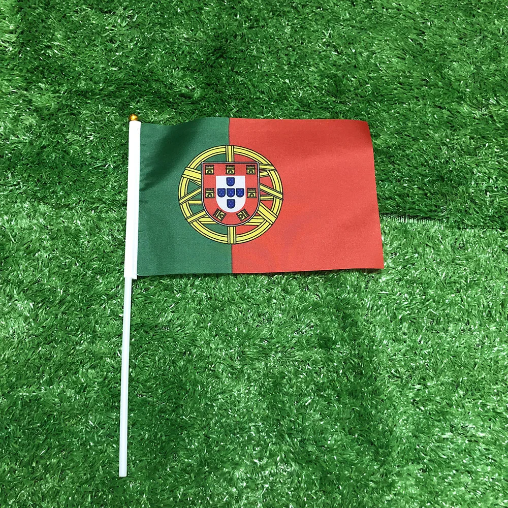 Bandera de Portugal de poliéster con asta de plástico para decoración - imagen 4