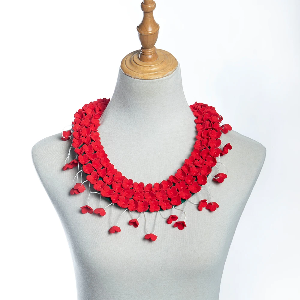 New Arrival Traditional Tongan Necklaces Heilala Kahoa Red Foam Heilala Vanilla National Flower for Wedding Party Birthday Gift