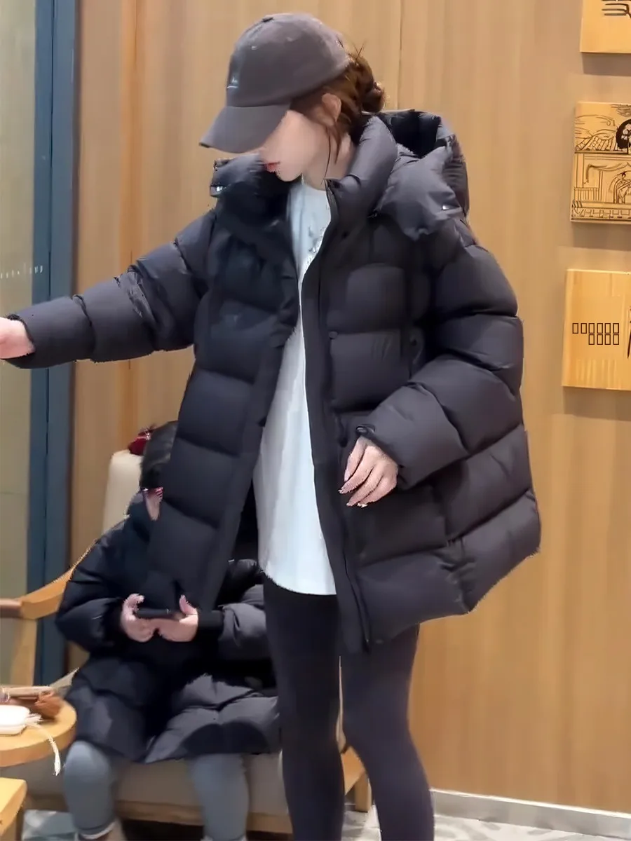 

Женская пуховая куртка Thiened 2025: Зимняя, в корейском стиле, утепленная, с капюшоном, средней длины, повседневная, теплая