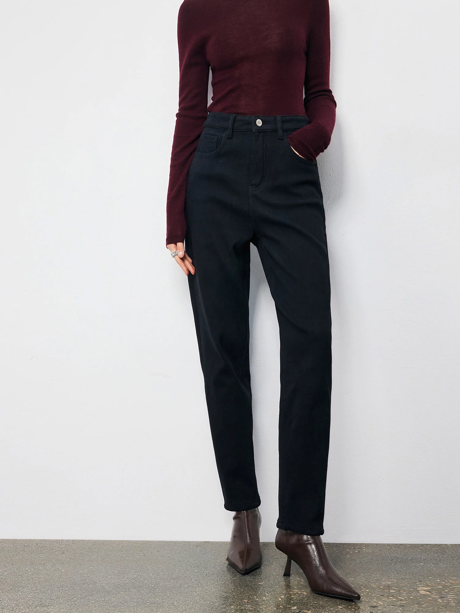 

LPBC Fleece Lined Wide Leg Straight Cut Comfortable Warm Winter Jeans Women's Premium Denim Slimming Effect Nine-Tenths