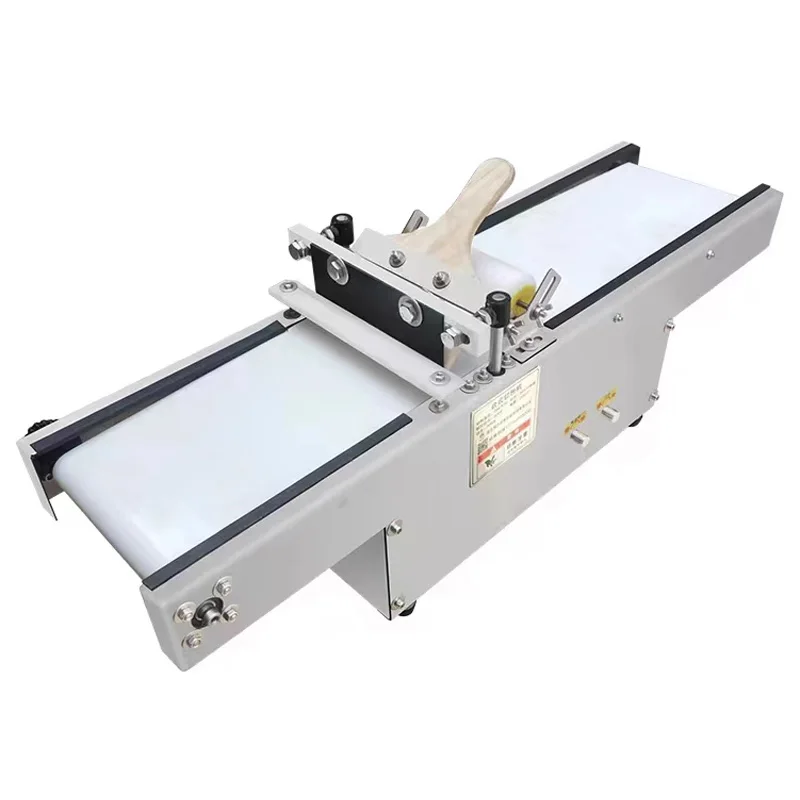 ماكينة تقطيع سطح المكتب متعددة الوظائف لسطح المكتب ماكينة تقطيع الشعيرية الصغيرة مصنوعة يدويًا من Liangpi ماكينة تقطيع معكرونة الأرز