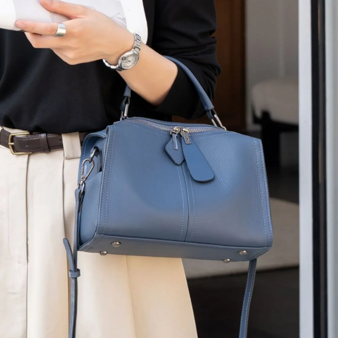 

2026 Top Layer Cowhide Bag, Crossbody Pillow Bag, Practical One-shoulder Square Bag Women