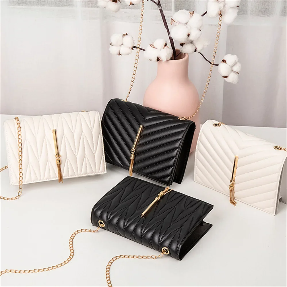 Fashion Tassel Flap Crossbody Bags Pattern Mini Chain Shoulder Bag for Women Pu Leather White/Black Casual Travel Square Bag