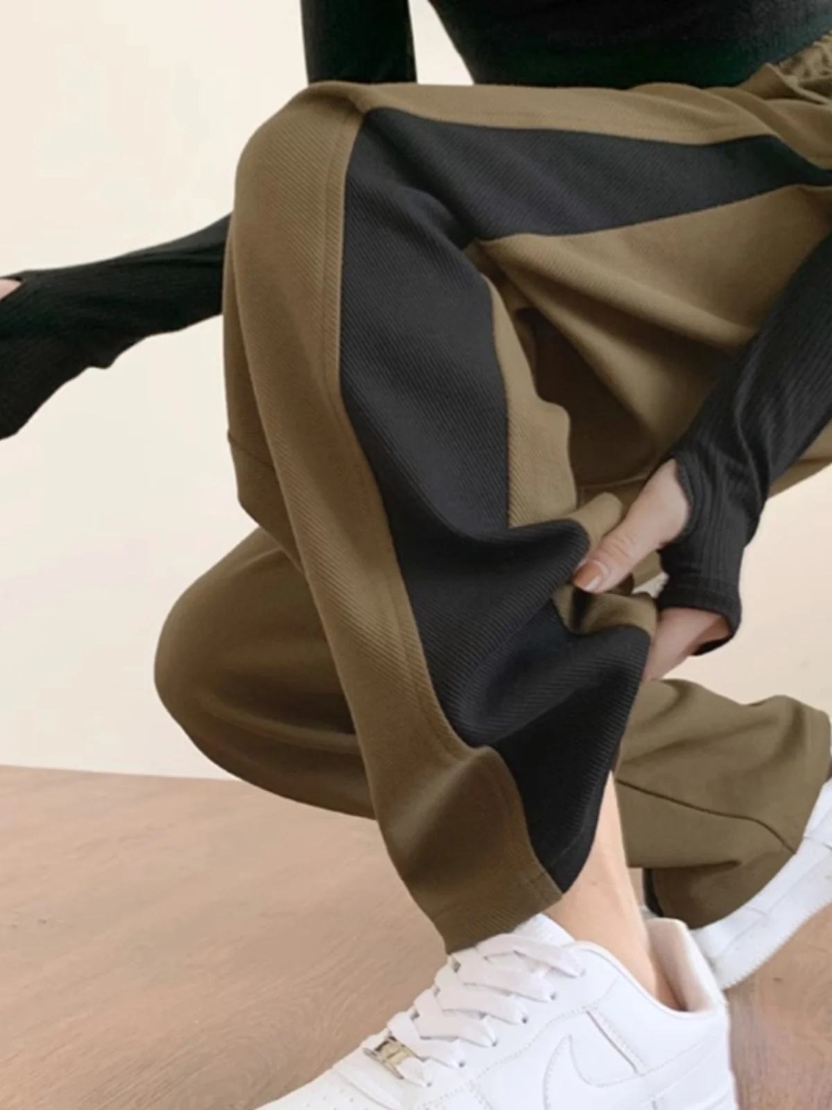 

Men's High Waist Wide Leg Sports Casual Pants Autumn Winter Large Size 300 Pou Running Straight Tube American Sle Loose Fit