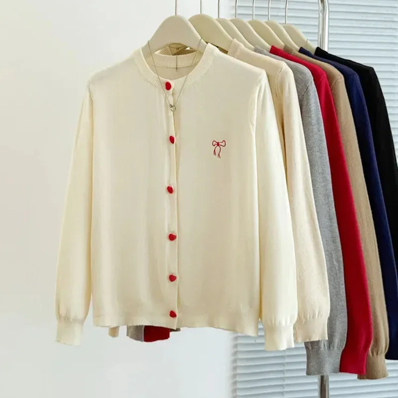 เสื้อสเวตเตอร์ถักผู้หญิง คาร์ดิแกน แขนยาว คอทรงโอ สีดำ ปักลาย เสื้อสเวตเตอร์ถัก คาร์ดิแกน เสื้อผู้หญิง ท็อปส์ เสื้อสเวตเตอร์ผู้หญิง Q928