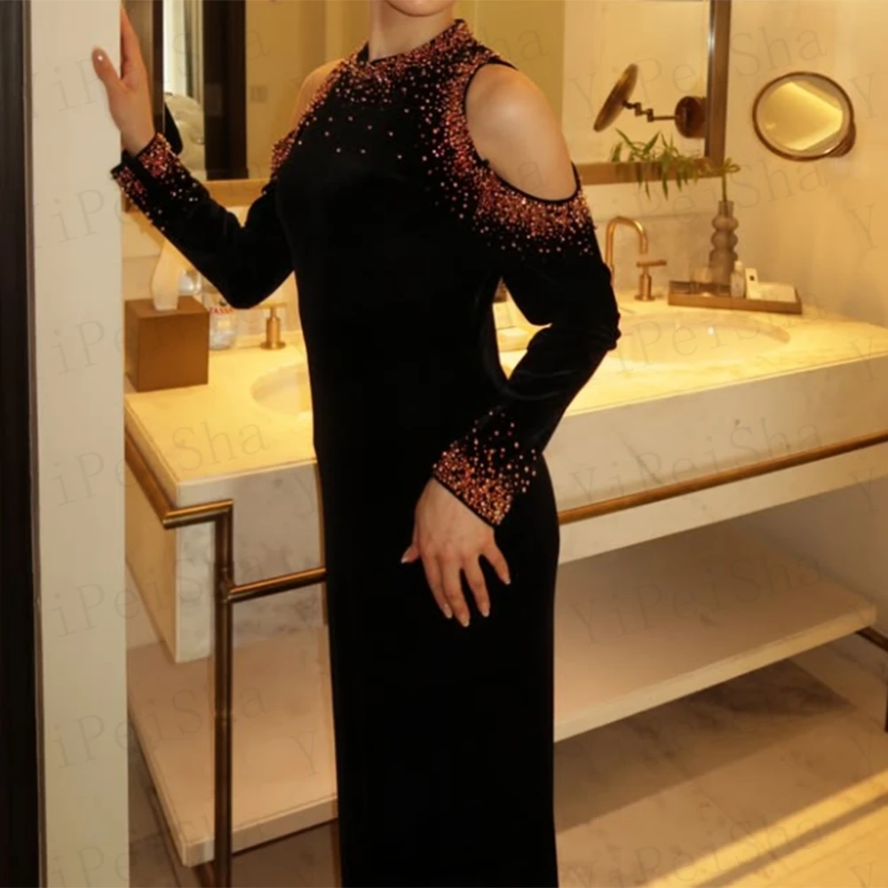 Abiti da ballo a trapezio neri personalizzati Abito da sera a maniche lunghe con collo alto al pavimento Abito da festa semplice drappeggiato con paillettes alla moda