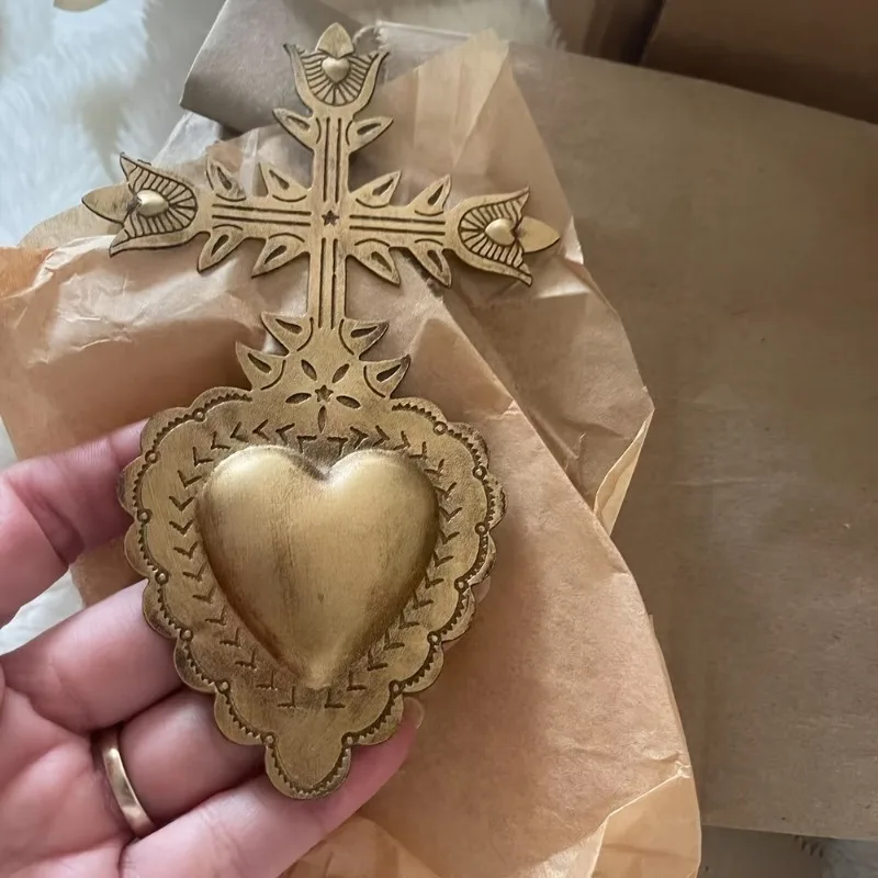 3/4/5PCS Heart Resin Statue Hard Resin French European Style Decor For Prayer Room Entryway Indoor Photography Wall Ornament