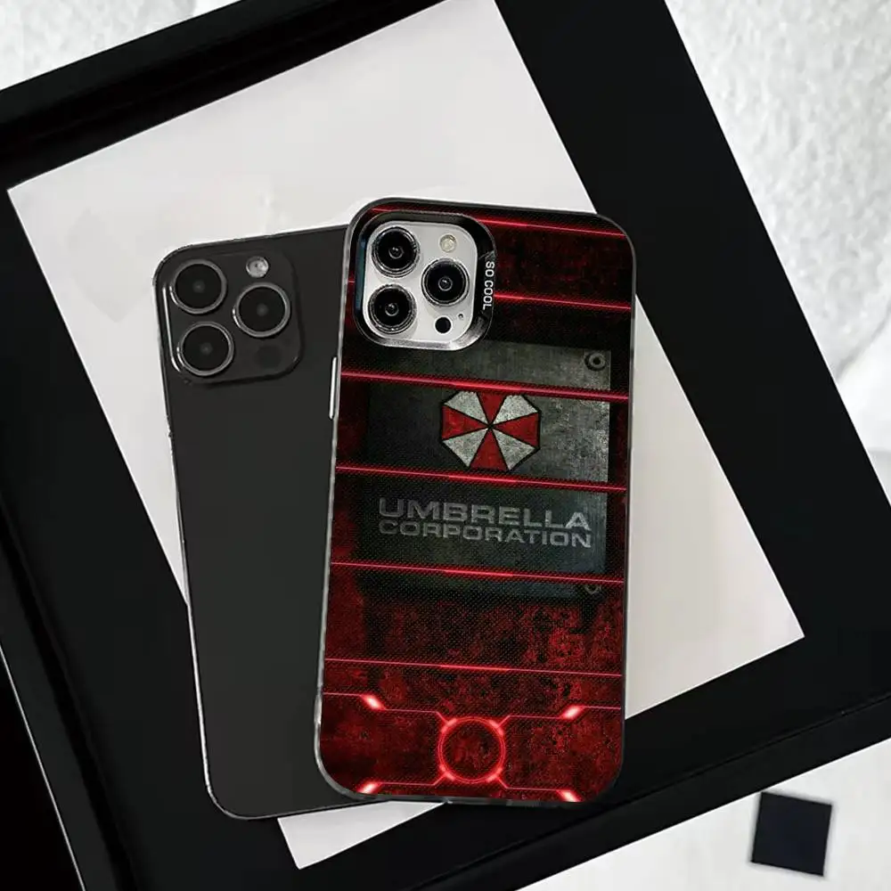 حافظة هاتف U-Umbrella C-Corporation لهاتف iPhone 16,15,14,13,12,11,Mini,Pro,SE,MAX غطاء أبيض غير لامع مقاوم للصدمات