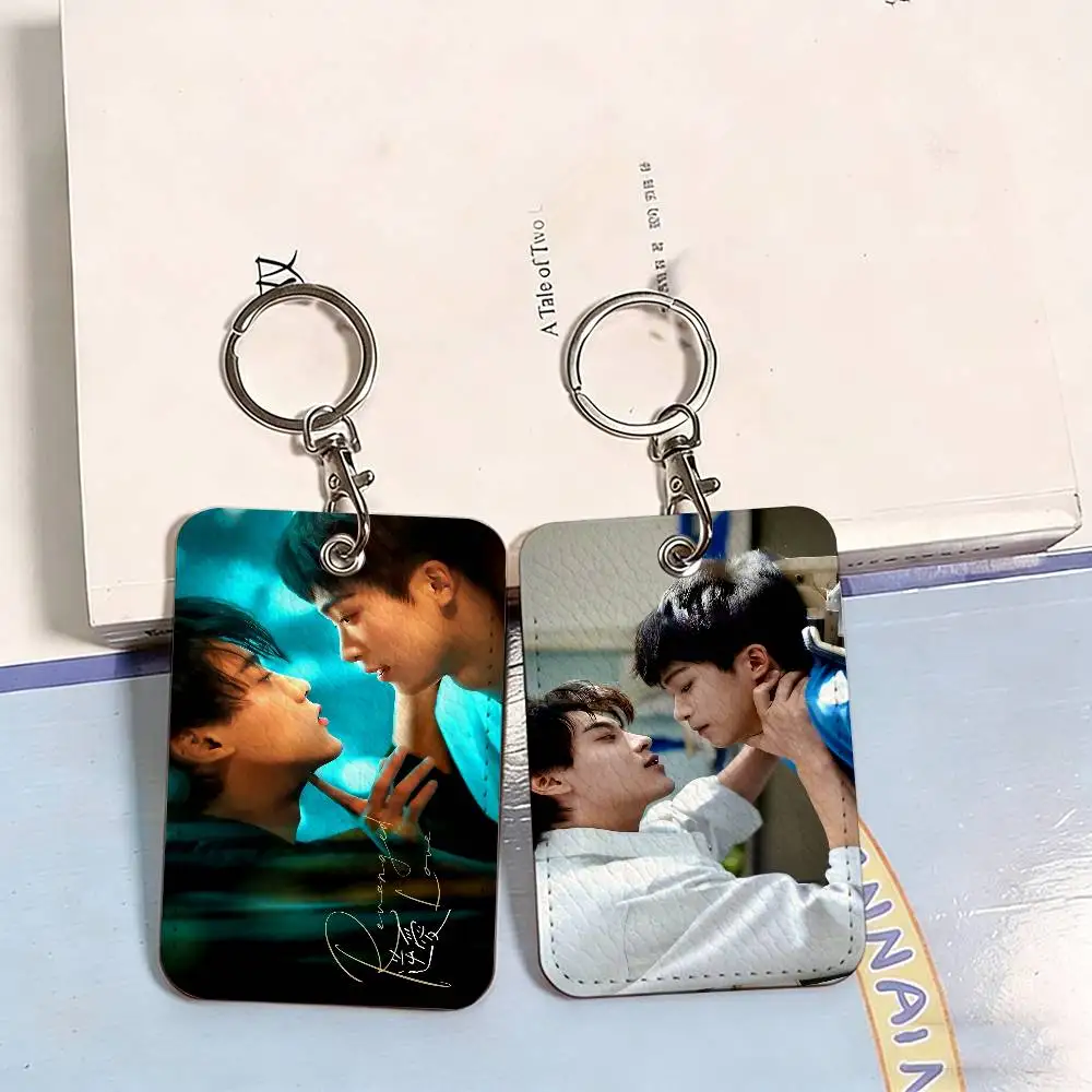 R-Revenged Love Movie Access & Meal Card Holder Keychain Credit ID Bank Card Protective Case Keychain Pendant Fashion