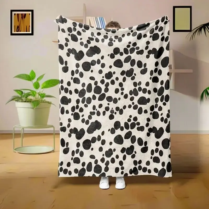 VIKAMA Minimalist Cow Blanket Black White Spots Animal Print Soft Plush Cream Bedroom Wall Decor Air Conditioner Throw