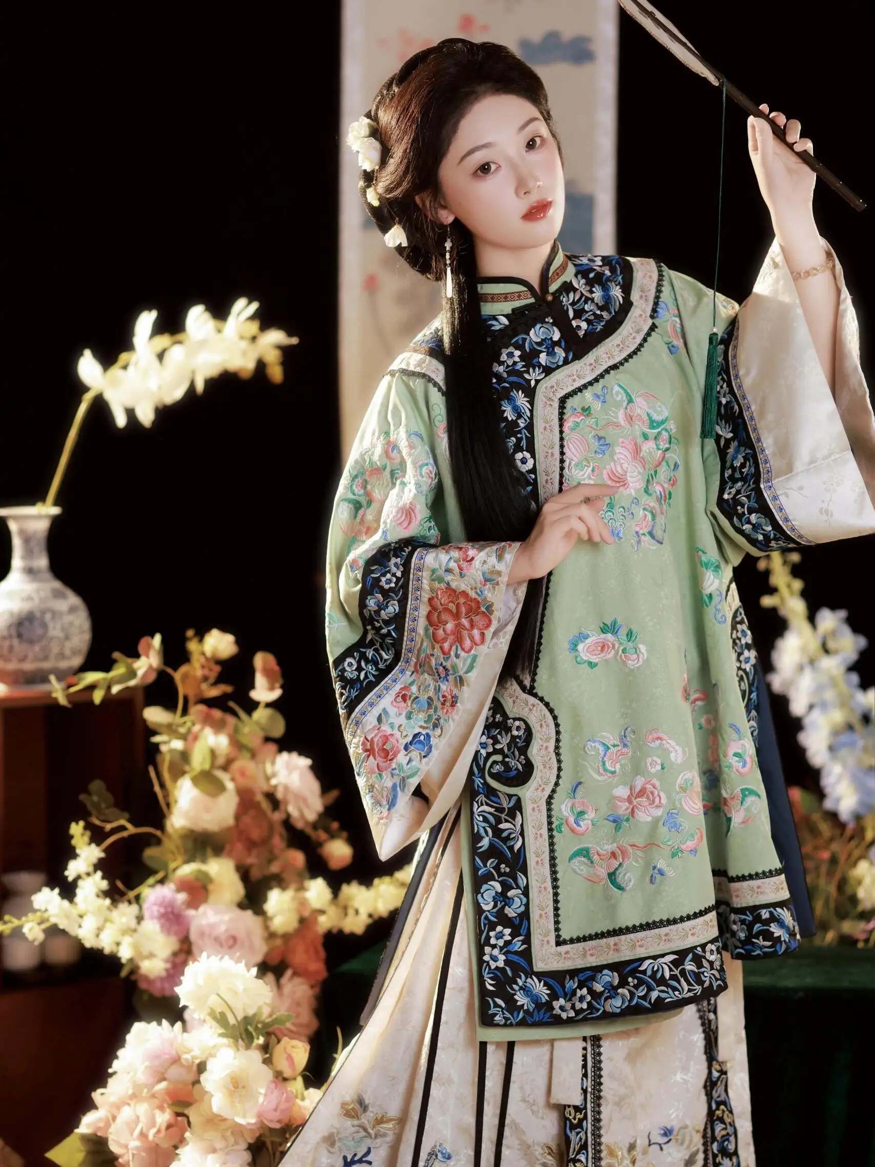 

Новинка: Женский костюм Ханьфу для фотосессий, традиционный китайский наряд эпохи династии Цин, комплект для студийных фотосессий