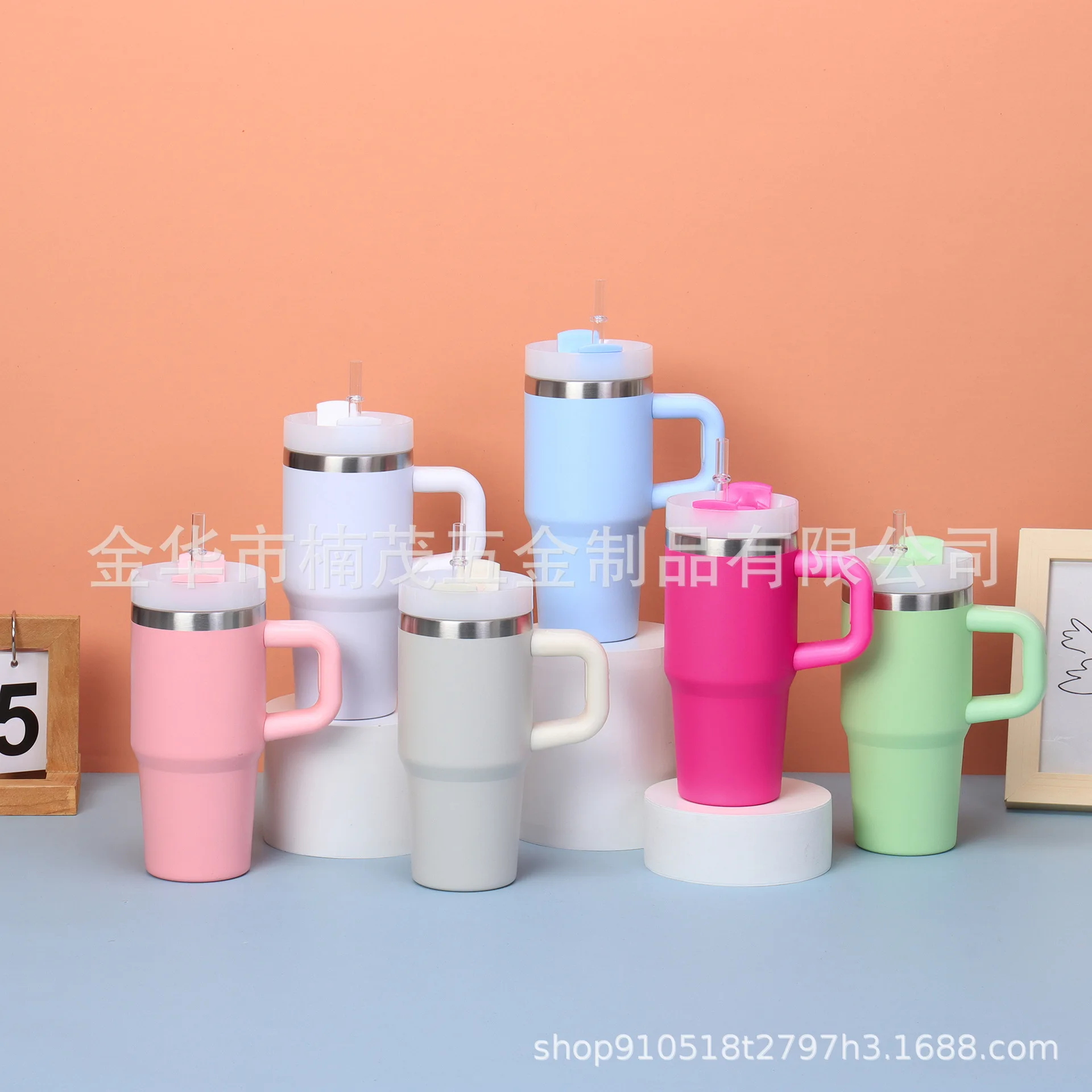 

Изолированная нержавеющая сталь, большая емкость, ручка страны, автомобильная чашка для мороженого с соломинкой для воды