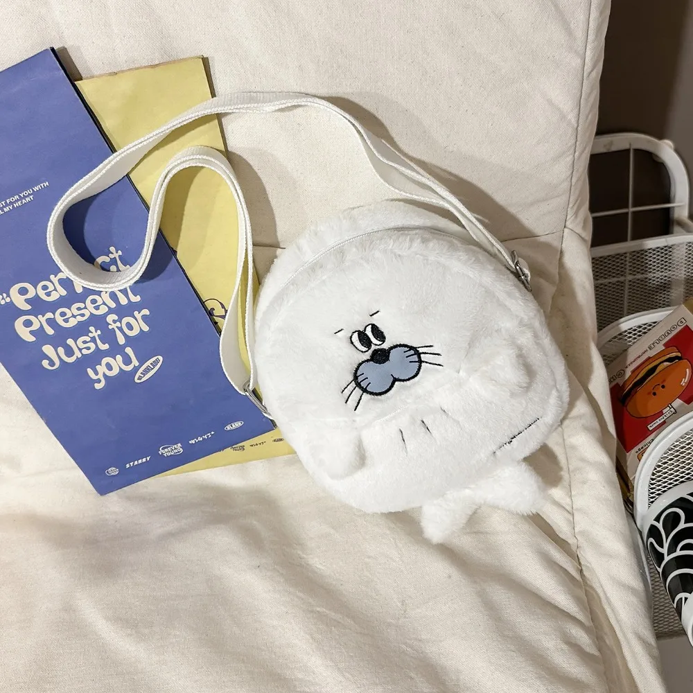 Urocza pluszowa torebka crossbody w kształcie pingwina kawaii, uroczy plecak w kształcie rekina, miękki plecak w kształcie foki, puszysta, realistycznie wyglądająca torebka na ramię w kształcie zwierzęcia dla kobiet.