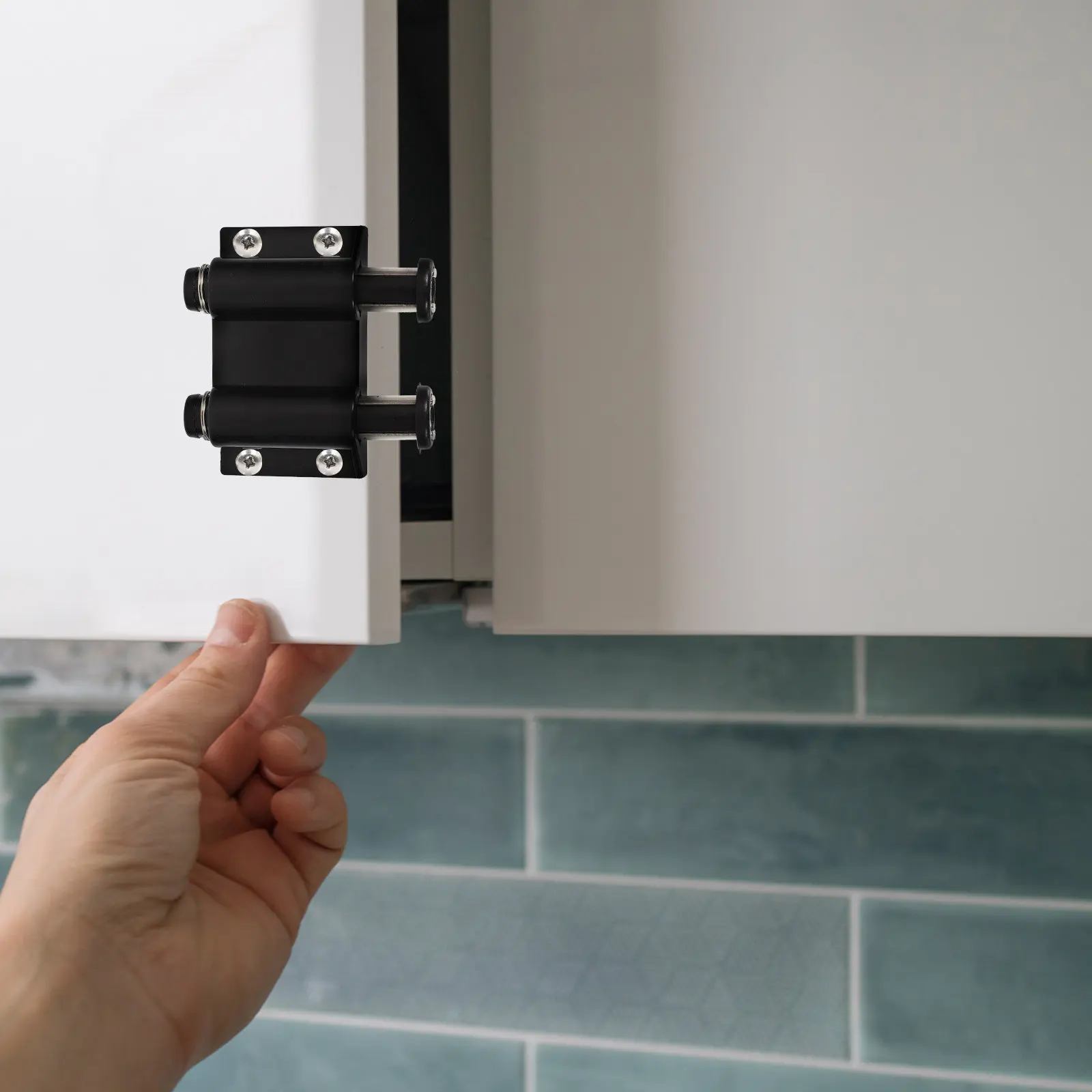 2Pcs Self-Closing Cabinet Door Magnetic ABS Buckles Black for Household Cabinets Closet Door Magnet Strong Suction Bead Button