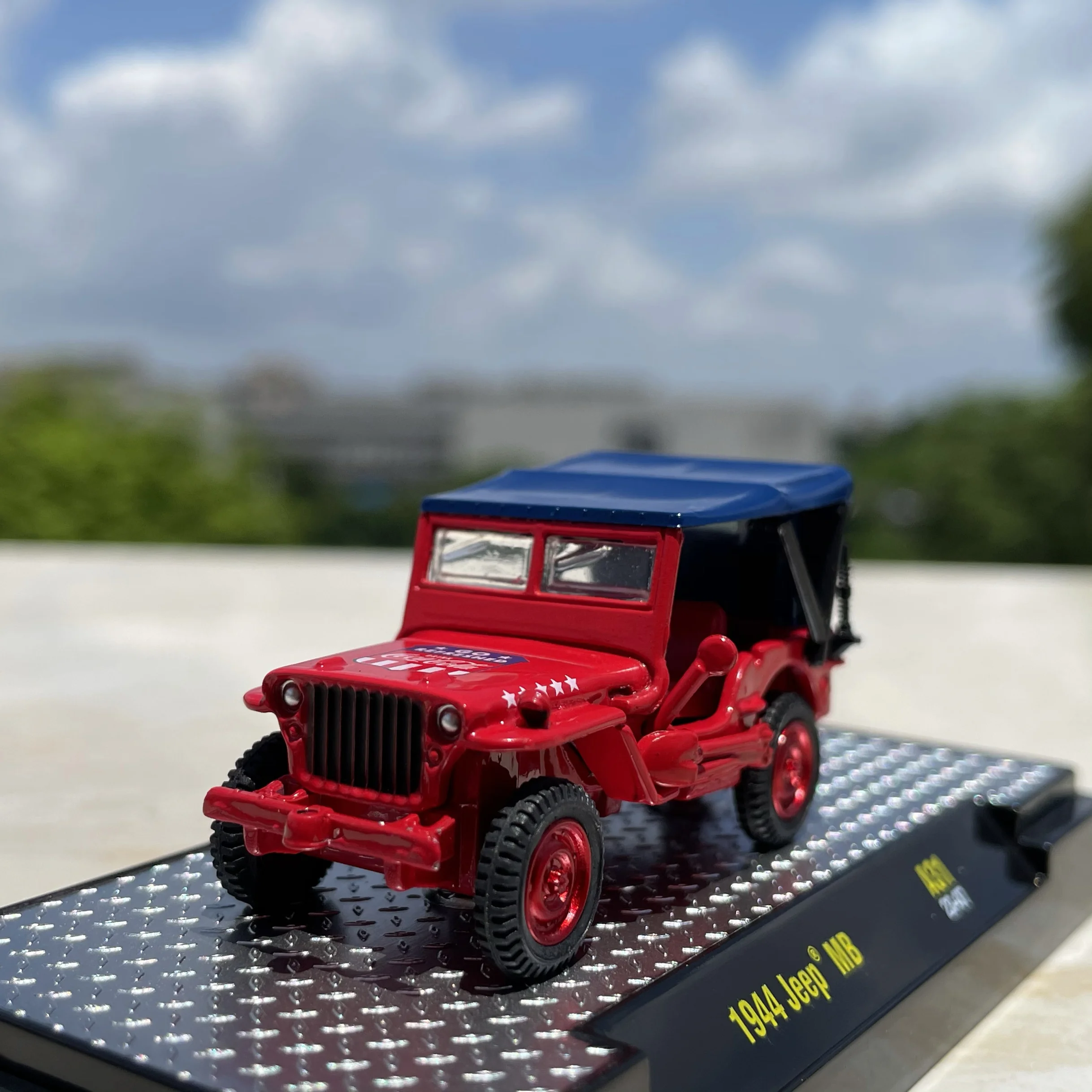 

Литой под давлением масштаб 1:64 Willis Jeep, модель автомобиля из сплава, Коллекционная игрушка, подарок, сувенир, украшение для дисплея