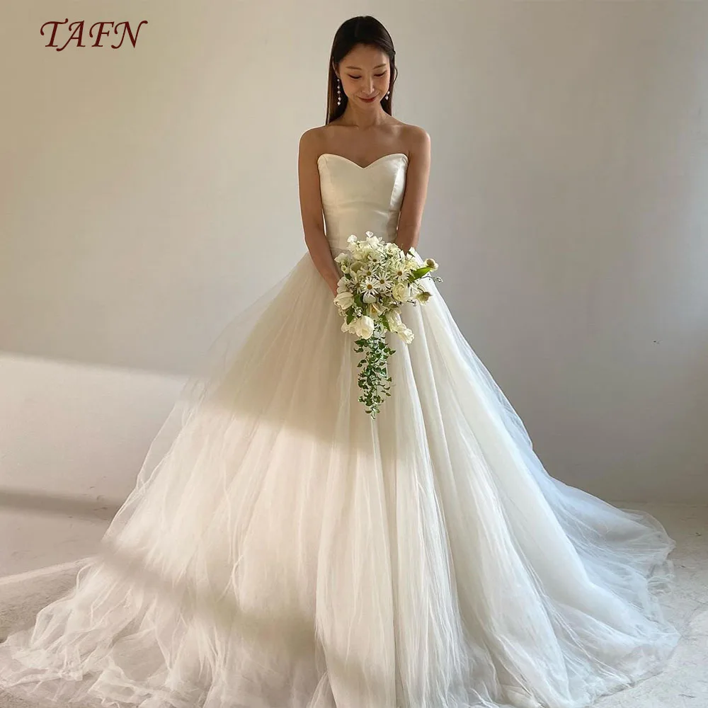 

TAFN Wedding Dresses A-line Draped Strapless Tulle Reception Dresses 피로연드레스 Sleeveless Bridal Gown Sweep Train Custom Made