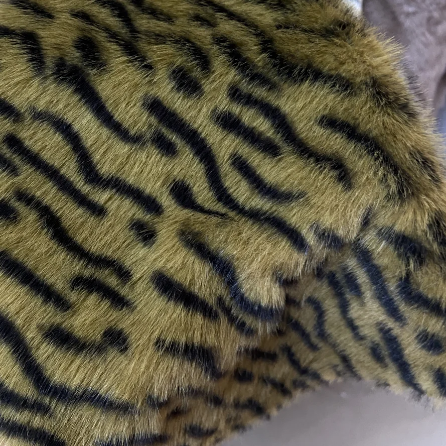 Thicken Imitation Deer Fur Plush Fabric Spotted Deer Patterns Leopard Spots Fur Spots Plush Fabric Handmade DIY Mink Fur Fabric image 3