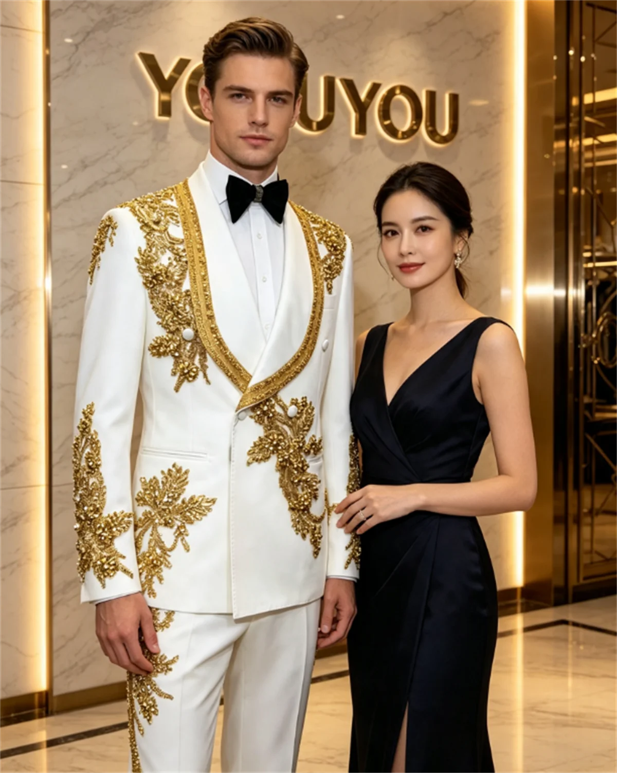 Luxury Gold Embroidery Men Suits Slim Fit Beaded Lapel Double Breasted Groom Wedding Tuxedos 2 Pieces Sets Male party Blazers