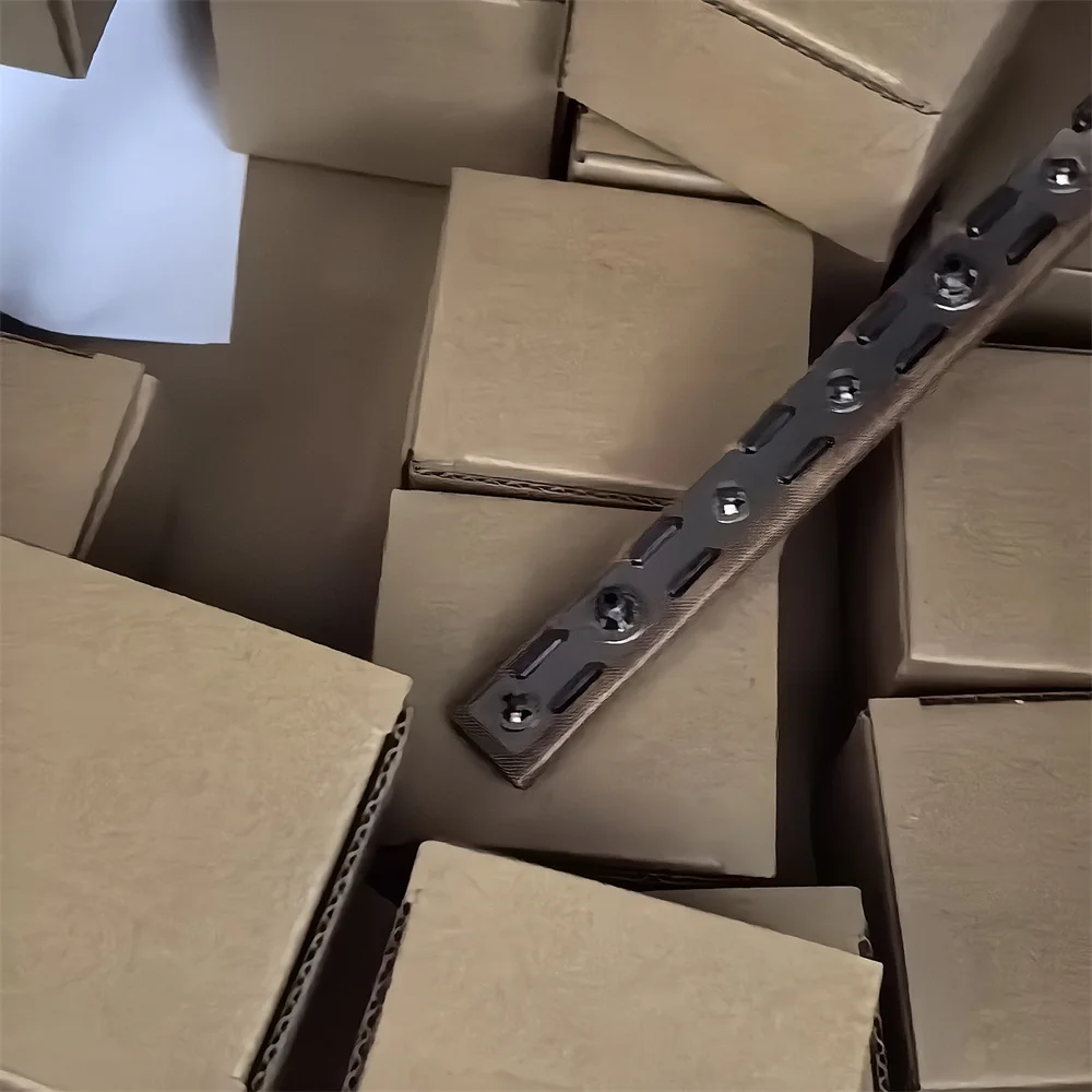 

302RV93050 Держатель масляной площадки для Kyocera M2040 M2135 M2235 M2540 M2635 M2640 M2735 M2835 P2040