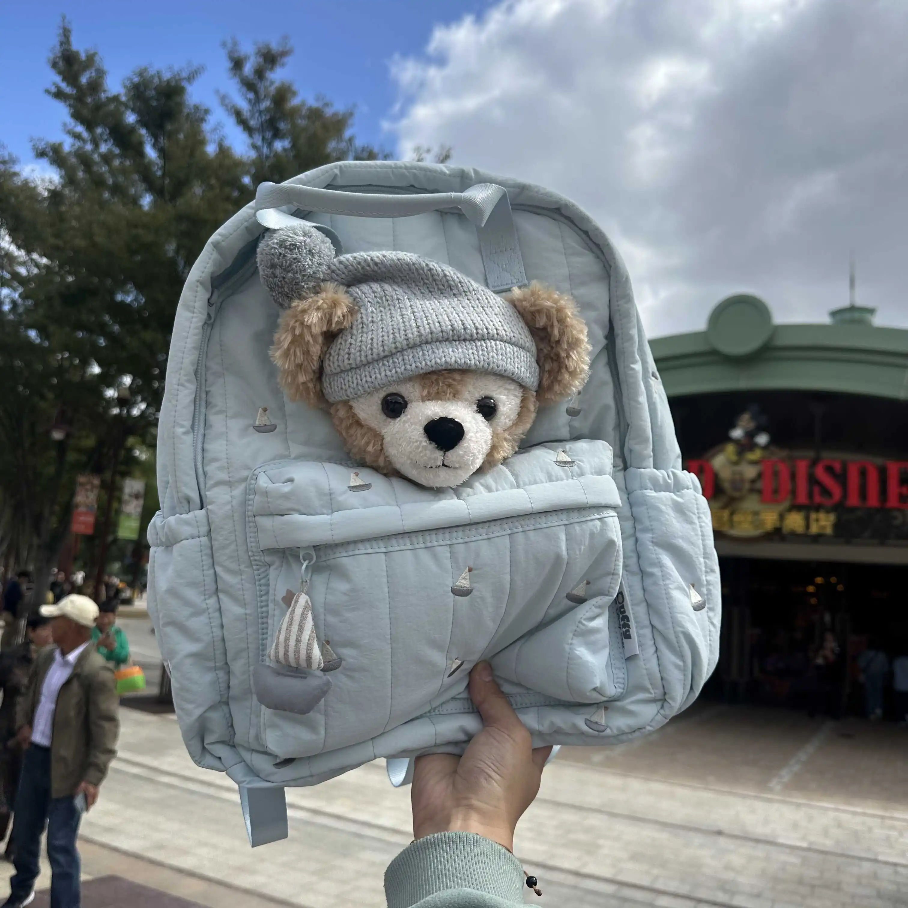 ของที่ระลึกจากดิสนีย์แลนด์ - กระเป๋าเป้สะพายหลังคู่ลายดิปปี้และผองเพื่อน พร้อมพวงกุญแจตุ๊กตาขนนุ่ม - ของขวัญวันเกิดสำหรับเด็กผู้หญิง