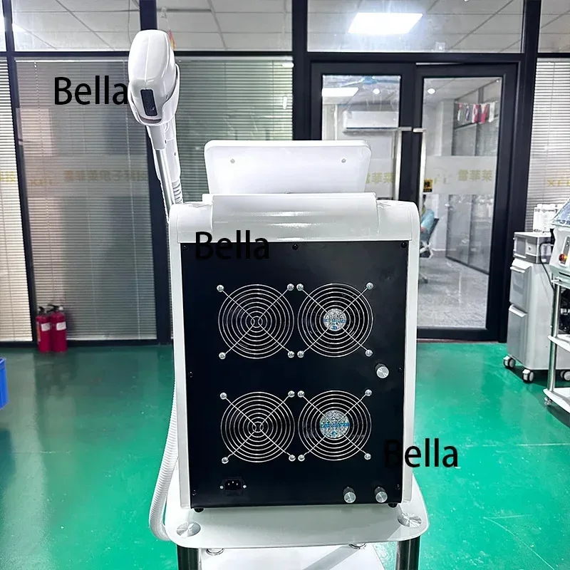 2025 أحدث جهاز ليزر ديود 755 808 1064 نانومتر متعدد الأطوال الموجية لإزالة شعر الوجه والجسم مع رأس تبريد آلة إزالة الشعر بالليزر بدون ألم #2