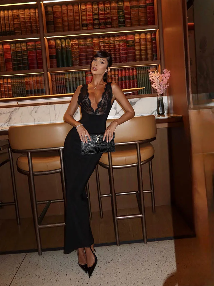 CNYISHE Halter Lace Patchwork Sheer V Neck Sleeveless Backless Women Dresses Sheath Hip Wrap Fashion Summer Solid Female Bodycon