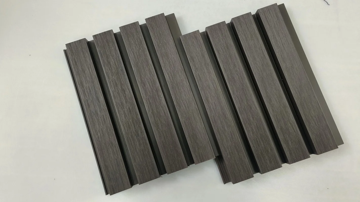 แผงผนังใน Wpc ผนังคอมโพสิต Cladding กลางแจ้งขายร้อนกันน้ํา Great Wall Panel