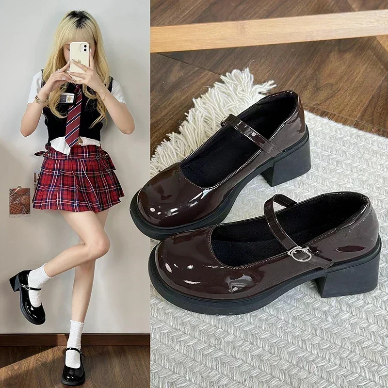 

Retro Red Mary Jane Shoes Women Versatile Thick Bottom Small Leather French Style Round Head Buckle Single Shoes Versatile 2025