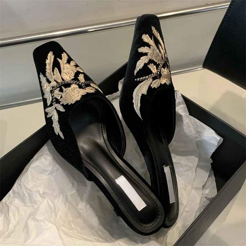 

Женские мюли Aneikeh Spring в стиле ретро с вышивкой, на низком каблуке, из вельвета, для вечеринок