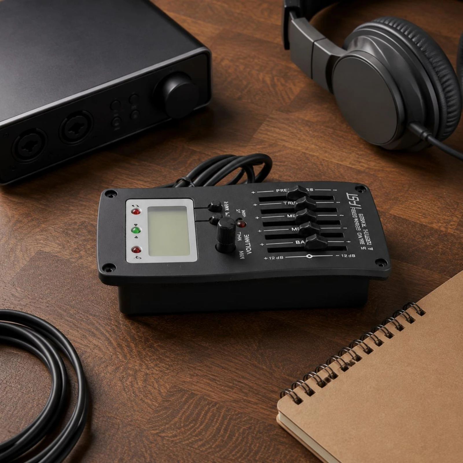 5-Band Guitar Equalizer Built-in Display Guitar Equalizer Instrument Part Easy Assembly Battery Powered