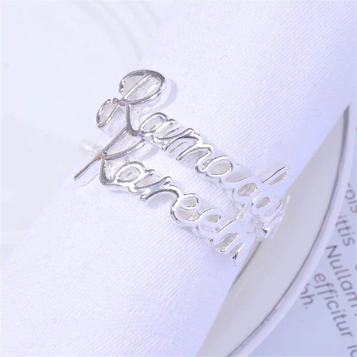 A88M 12 قطعة رمضان كريم حلقات منديل عيد مبارك مسلم طاولة عشاء إسلامية ديكور المنزل سبيكة منديل مشبك الهدايا