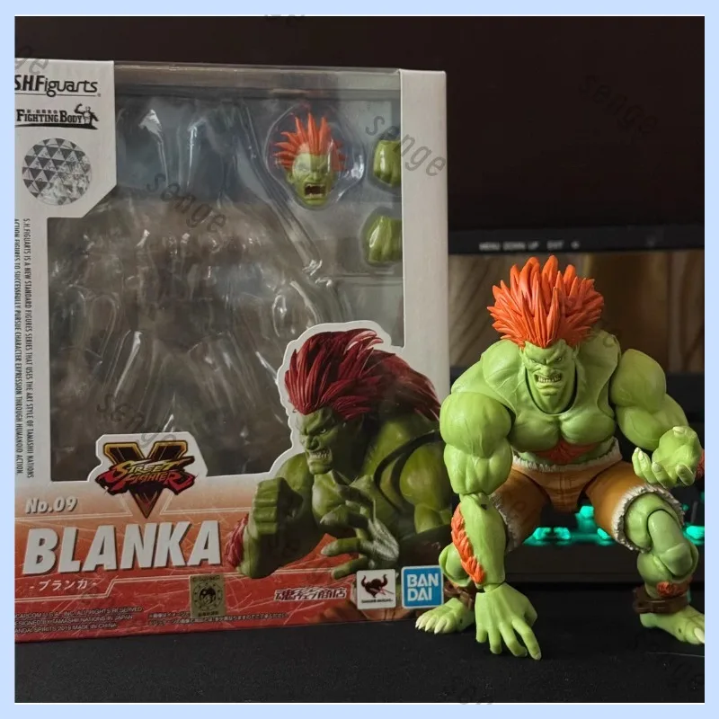 

Оригинальная новая фигурка Bandai SHF Street Fighter V: Бланка (Savage Discharge), Гайл (Outfit 2), камуфляжные штаны, нож Соник.